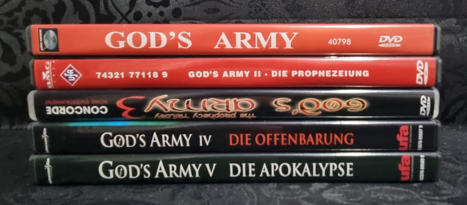 Alle DVDs: - 5 DVDs - GOD'S ARMY 1 bis 5 - – Gebraucht aus Gerlafingen von  2
