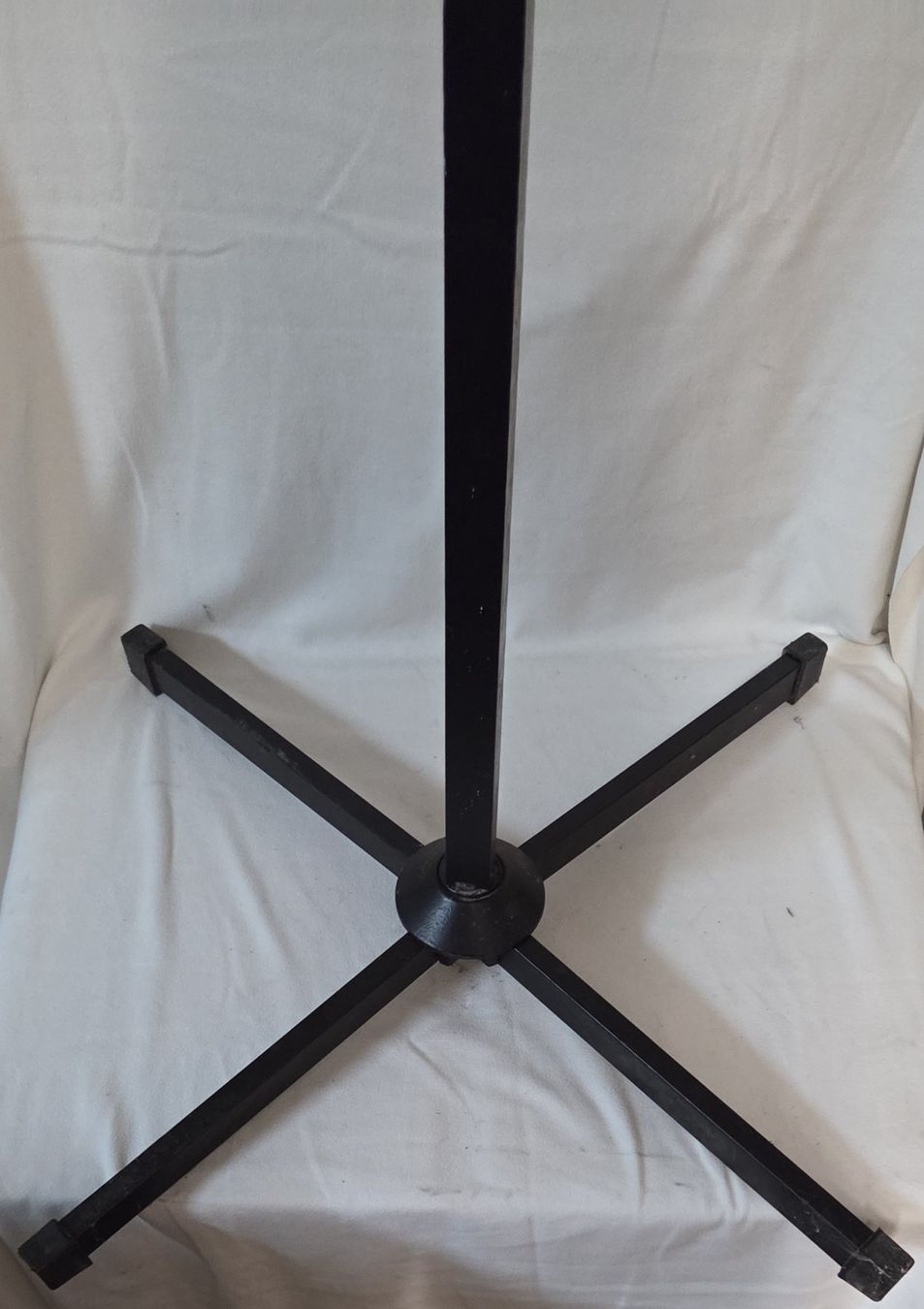 Supporti a parete: Boxen Stativ, 120-200cm, schwarz – Usato da Winterthur venduto da DeeJayJ 2