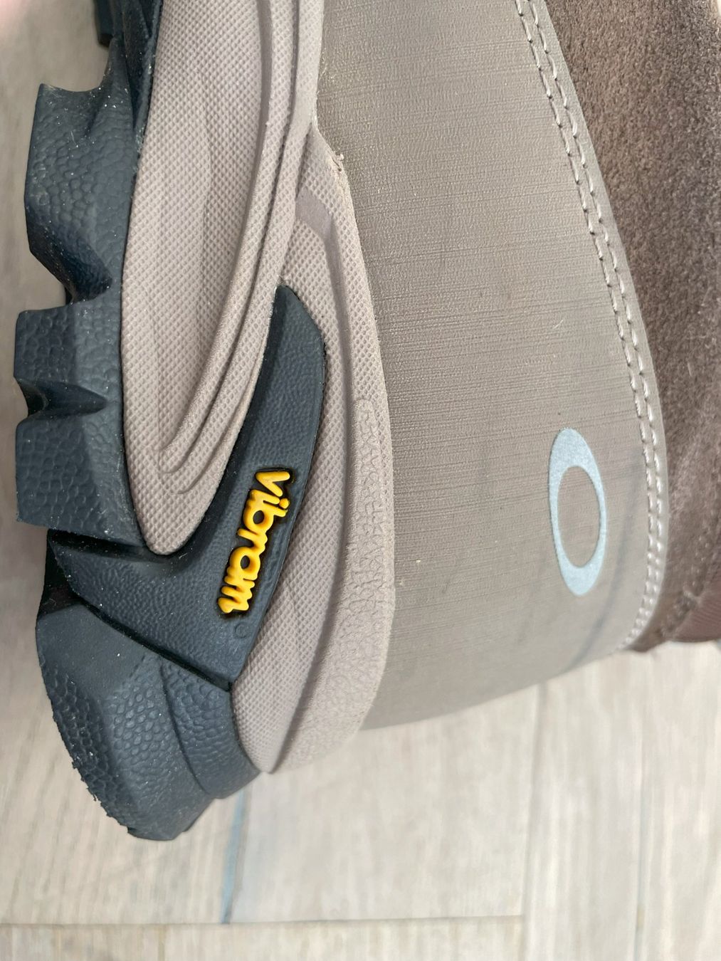 Oakley Herrenschuhe: Oakley Wanderschuhe – Neu (gemäss Beschreibung) aus Grosshöchstetten von Marcwue 4