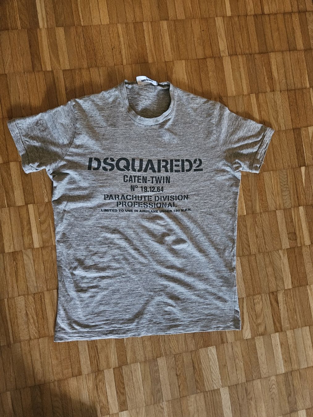 Dsquared2 T-shirt: toller Dsquared Tshirt – Usato da Meilen venduto da apollo40 1
