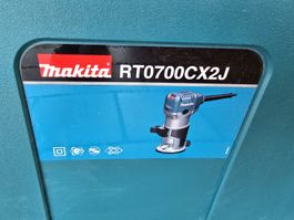 Makita RT0700CX2J compact router set