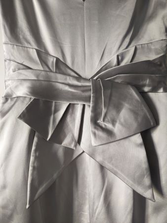 KAREN MILLEN: Robe vintage "origami" satin argent pâle 36-38