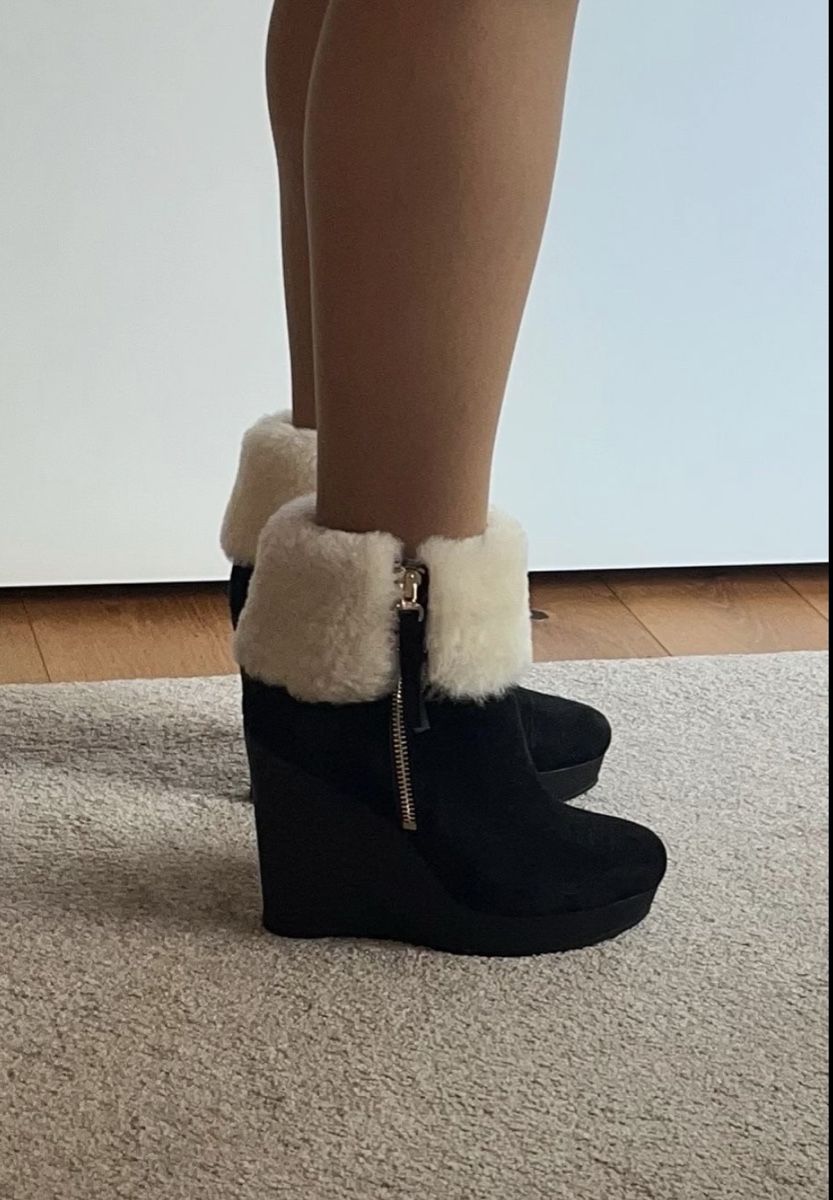 Scarpe da donna: Süße Winterschuhe mit Lammfell Gr.36 – Nuovo (secondo la descrizione) da Stäfa venduto da Exclusive0 2