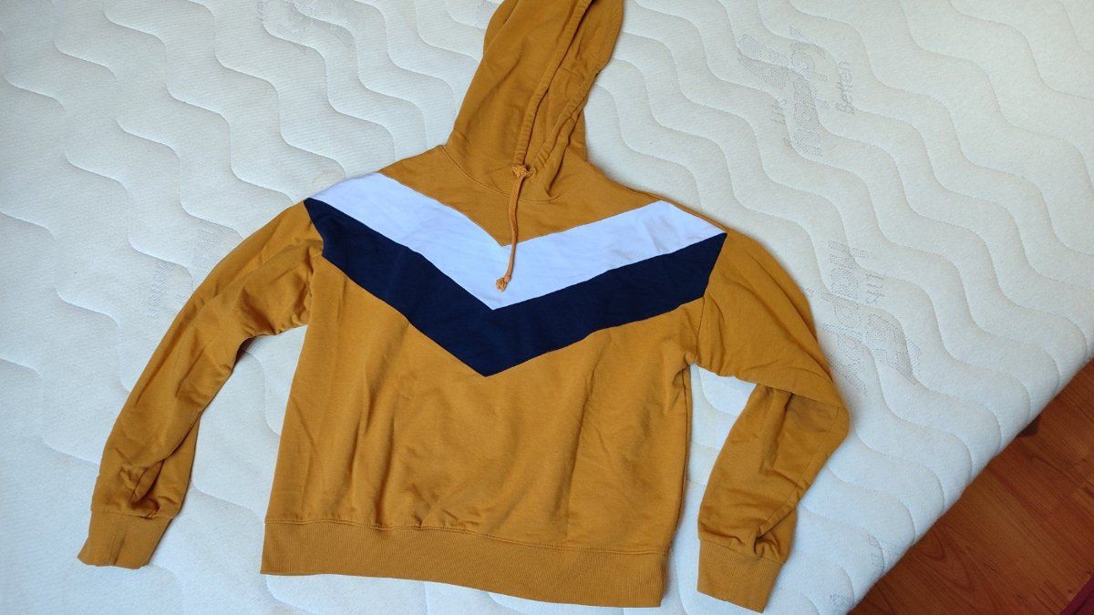 We Pullover & Sweatshirts: (Vintage) Pullover Gr. S, Set: 5 Stk. – Gebraucht aus Zürich von nic_xm7s 3