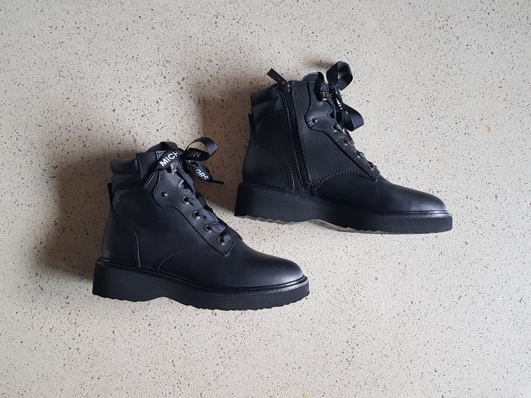 Michael Kors Scarpe da donna: Michael Kors Lederstiefeletten Grösse 37.5 – Nuovo (secondo la descrizione) da Basel venduto da Birs868 3