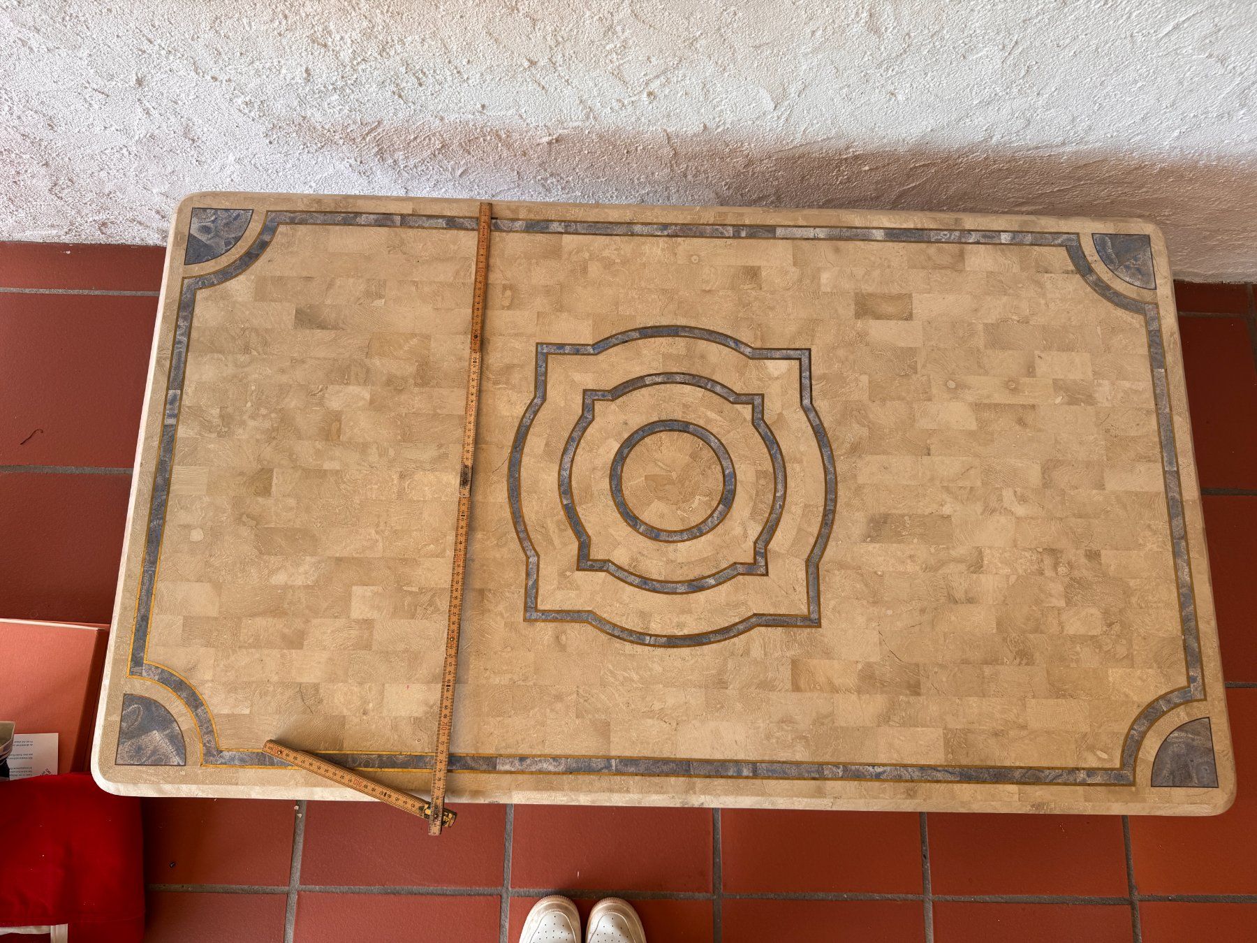 Tables: Table basse artisanale motif rosace – D'occasion à La Neuveville par ghubler 2