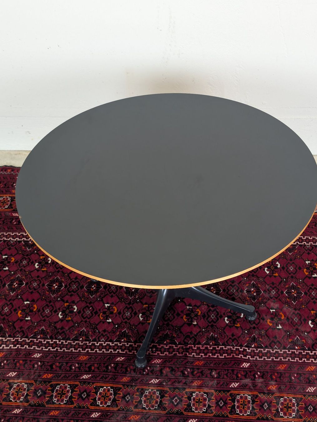 Vitra Tavoli: Vitra Nelson Table schwarz – Usato da Winterthur venduto da Hint17 1