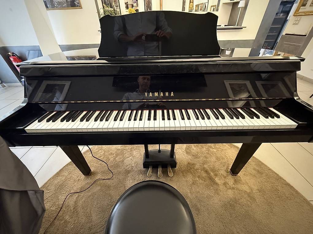 Instruments de musique: Piano Yamaha Grand Touch – D'occasion à Paradiso par lan_wzn8