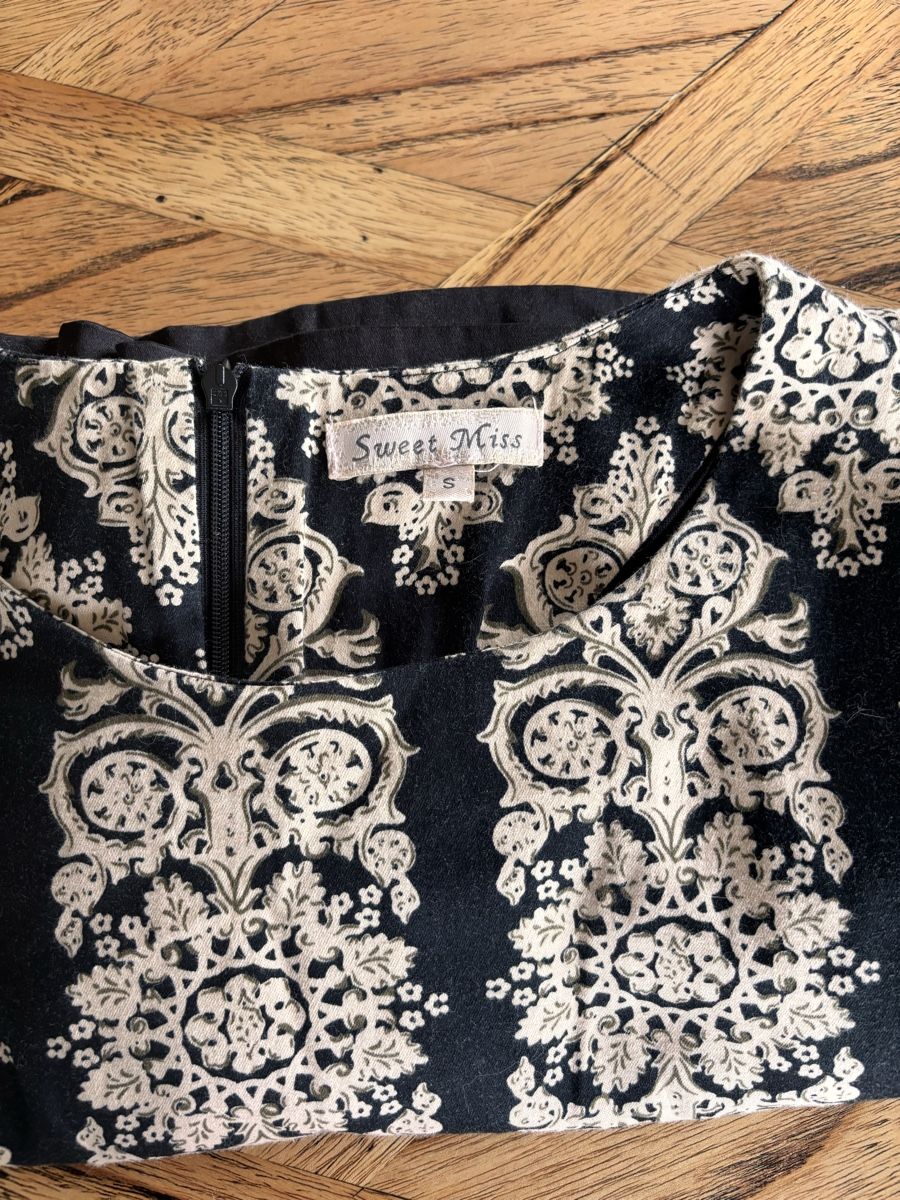 Vestiti: Hübsches gemustertes Kleid S – Usato da Arbon venduto da Langbretterer 2