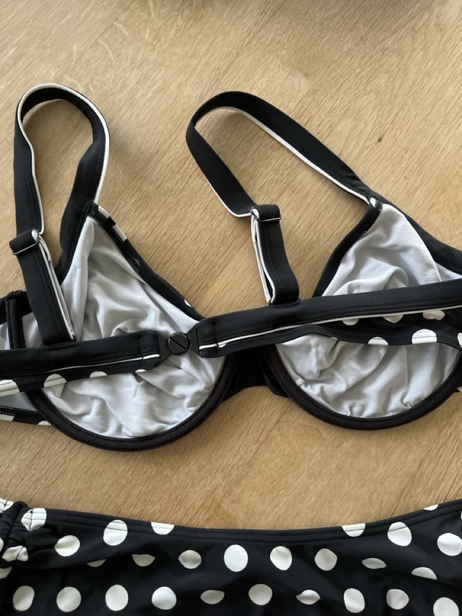 Costumi da bagno & Bikini: Sunmarin Bikini schwarz/weiss gepunktet Gr.44  – Usato da Buchs SG venduto da Vrenilein 2