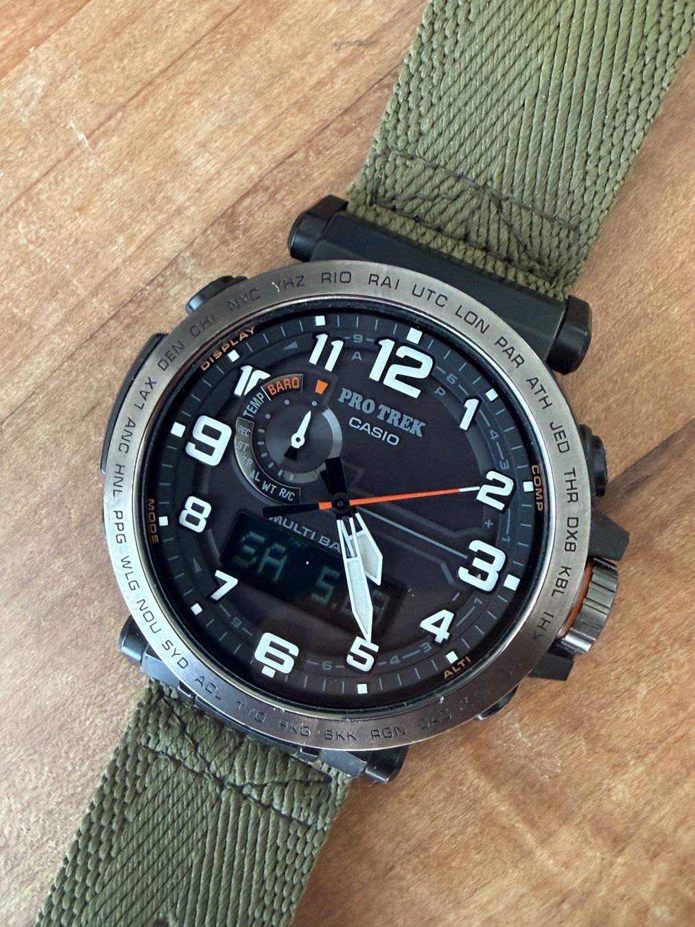 Casio Orologi: Casio ProTrek - Solar - PRW6600 – Usato da Zürich venduto da Harrys2