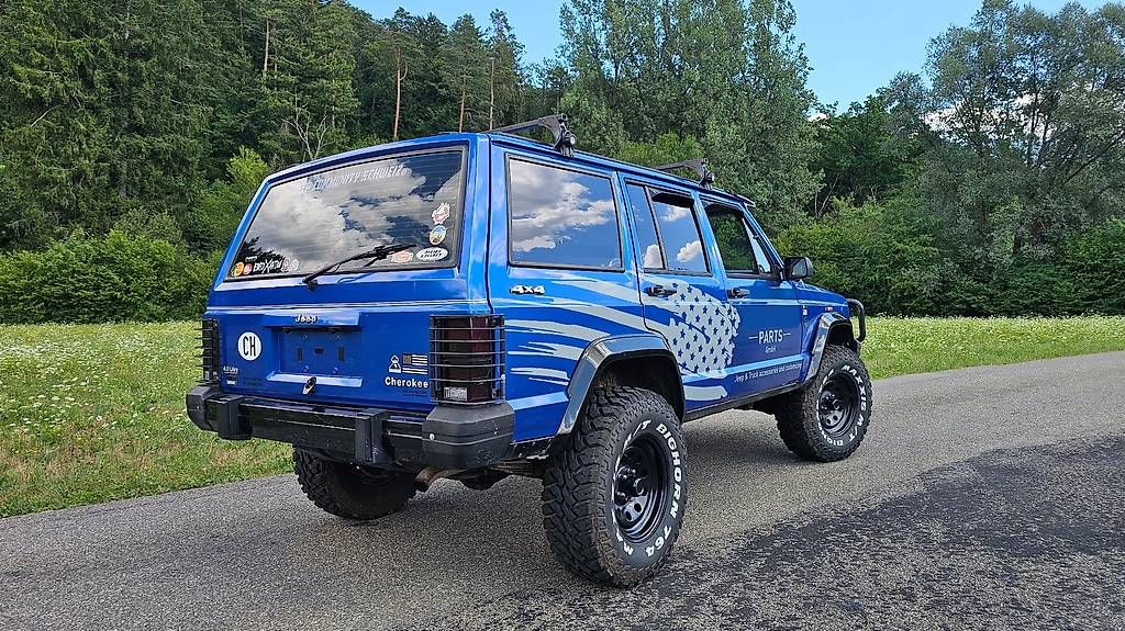 Jeep Autos: Jeep Cherokee XJ Offroad-Monster! – Gebraucht aus Wettswil von Swiss_Outlaw 1