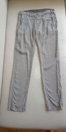 *NEU* Nile elegante Hose mit Stickerei Schmetterling S M