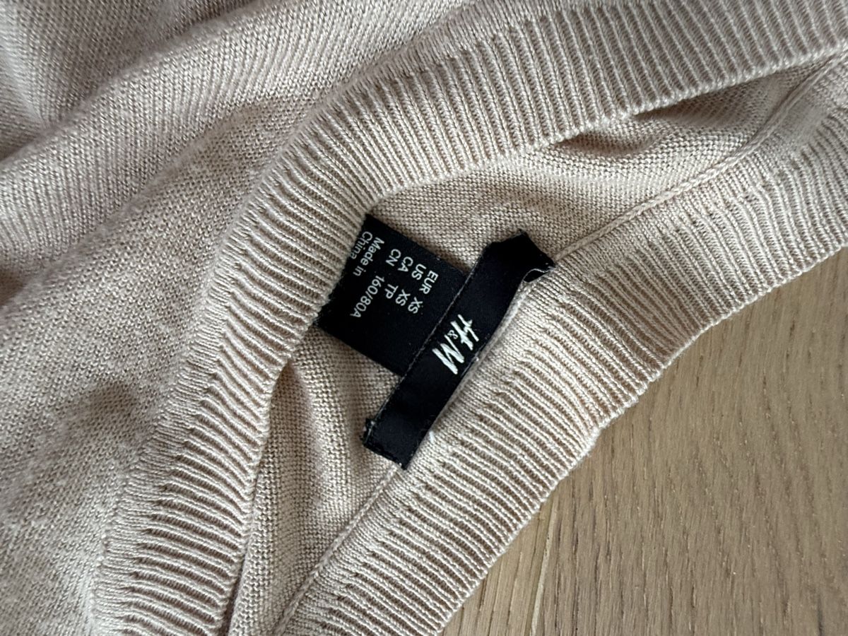 H&M Maglioni & Felpe: H&M Feinstrickpullover Beige Oversize, XS – Usato da Richterswil venduto da KAYLEIGH_77 1