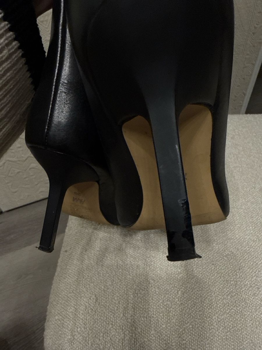 H&M Scarpe da donna: H&M Black Leather Ankle Boots, Pointed, Size 39 – Usato da Biel/Bienne venduto da TanyaM02 5