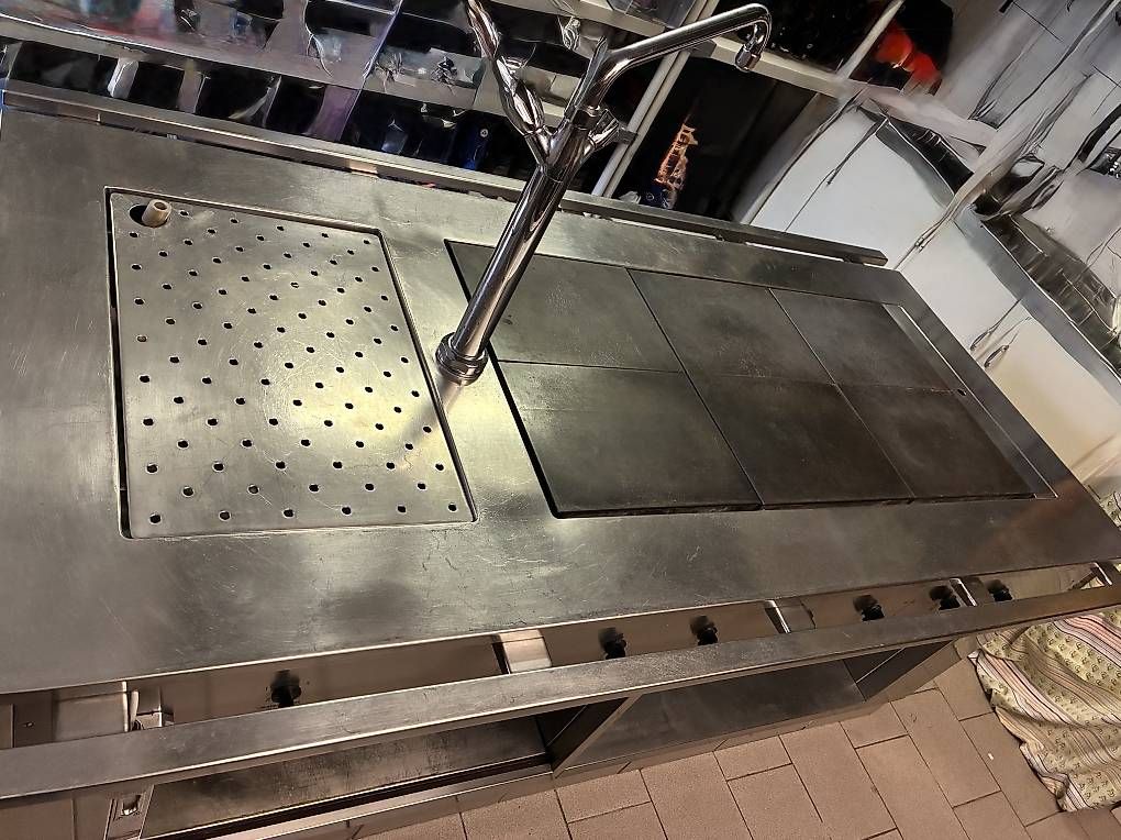Cucine complete: Cucina professionale / Professionelle Küche – Usato da Airolo venduto da dar_5byg 3