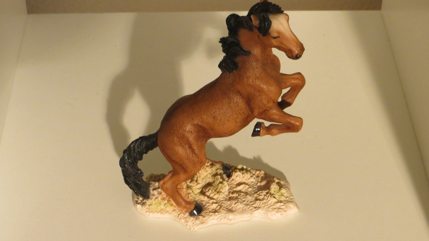 Statuette: Dekoratives Pferd mit Marke – Nuovo (secondo la descrizione) da Allschwil venduto da Boutique_16b 4