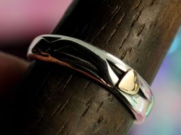 HERZ AUS GOLD Infinity Ring: Silber 925 + 18K Gold Herz · 52