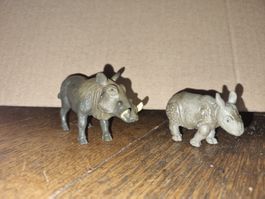 Phacochère et bébé rhinocéros schleich