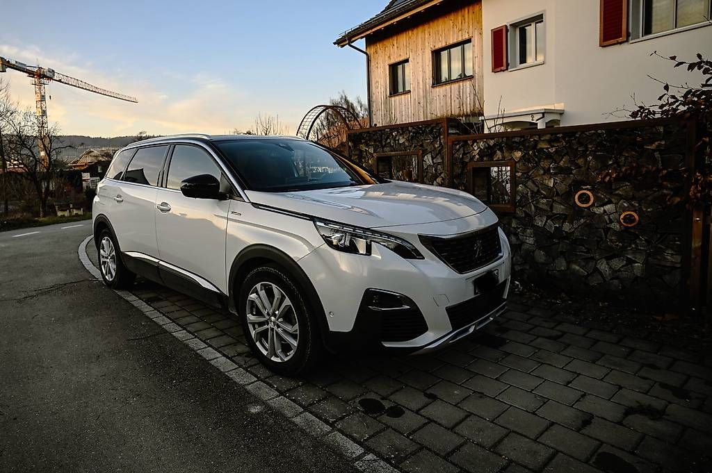 Automobili: Peugeot 5008 GT Line  – Usato da Eschenz venduto da BeHappyandSpreadlove 1