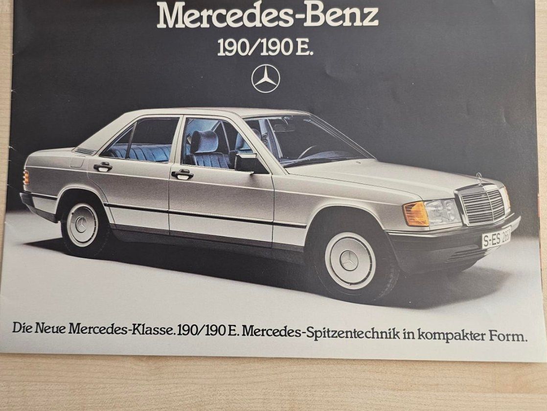 Documenti: Mercedes 190 E Prospekt 1982 – Usato da Reinach AG venduto da 911356
