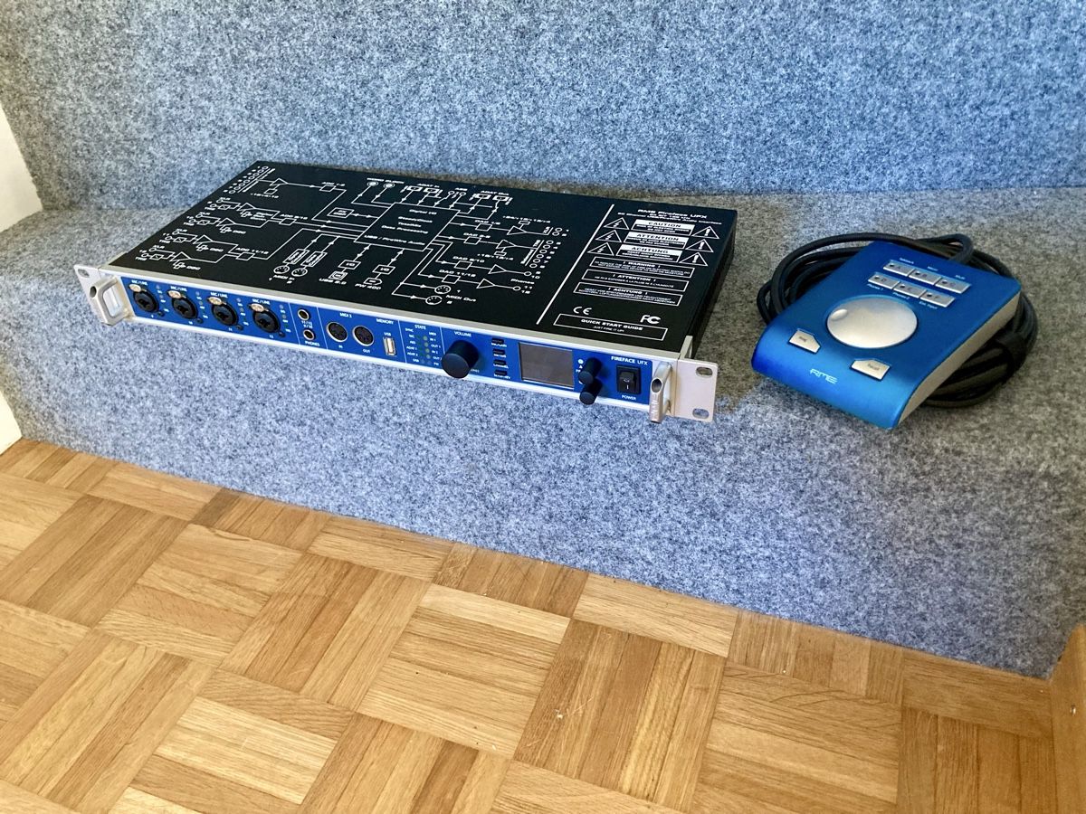 RME Studioequipment: RME Audio Interface UFX inkl. ARC Remote Control – Gebraucht aus Glattfelden von Pedals