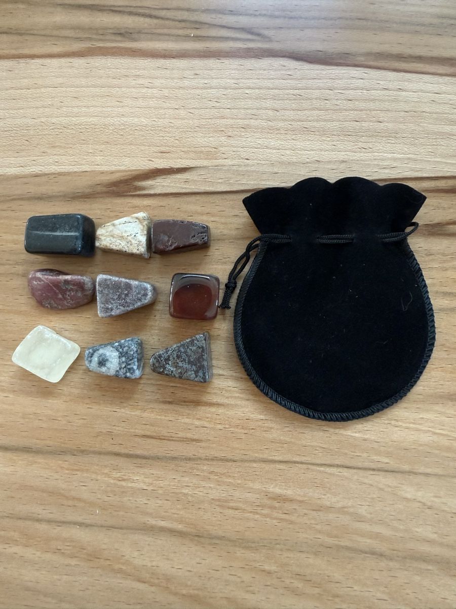 Pietre preziose: Kleines Edelstrin-Set – Usato da Grenchen venduto da Bastet007