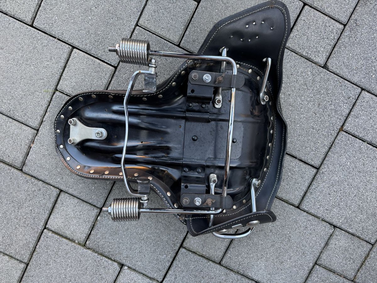 Harley-Davidson Tutti i ricambio per moto: Harley Davidson Sattel Elefantenohr  – Usato da Aathal-Seegräben venduto da Romeo8607 3