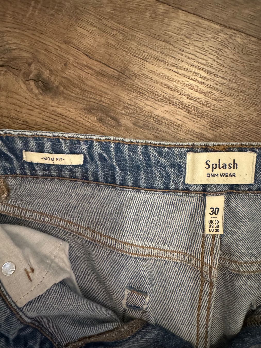 Lots de vêtements: Hosen Set, GR 30-42 – D'occasion à Pfeffingen par Twoa 9