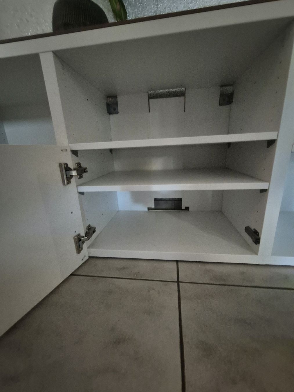 Ikea Cassettiere: Sideboard weiss mit Holzoberfläche, 3m – Usato da Sarmenstorf venduto da Vitruvian1516 5