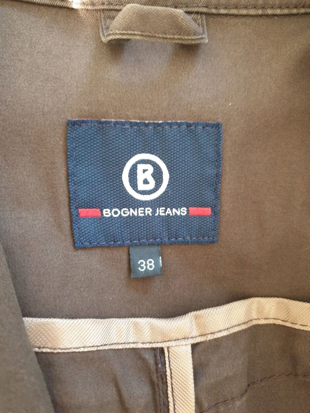 Bogner Giacche: Bogner Blazer braun, Gr. 38 – Usato da Biberist venduto da Nicelotti 1