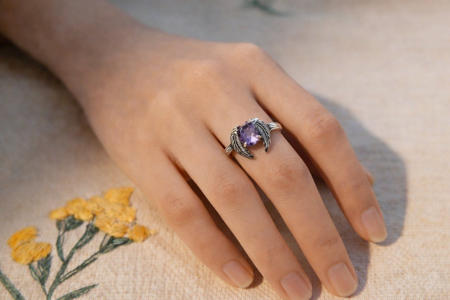 Anelli: NEW - S925 Amethyst Ring (Adjustable) – Nuovo (secondo la descrizione) da Zürich venduto da cin_wcf6 6