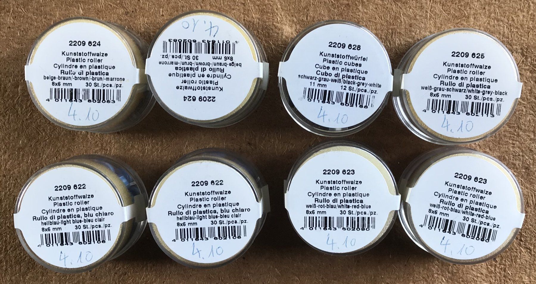 Giochi: LOT ORIGINALVERPACKTE KUNSTOFF WÜRFEL-WALZEN-PERLEN – Nuovo e nell'imballaggio originale da Ostermundigen venduto da crazy-horse-1840 6