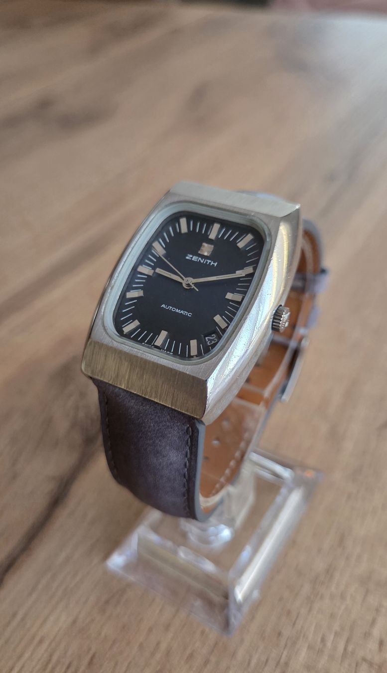 Zenith Uhren: Zenith Surf Automatic – Gebraucht aus Wohlen AG von ZEIT-RAUM