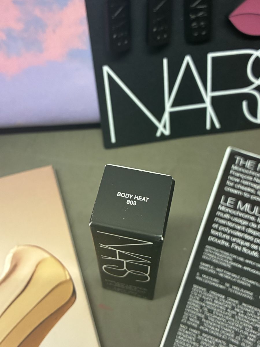 Nars Cura del viso: NARS Kosmetik Testerset mit hübschem Etui/ Trousse - neu! – Nuovo e nell'imballaggio originale da Niederglatt ZH venduto da karinso 1