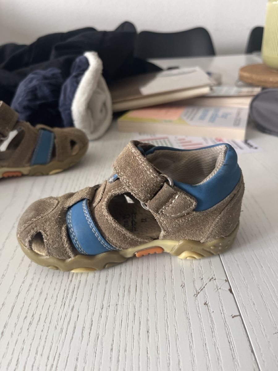Scarpe per ragazzi: Kinderschuhe  – Usato da Zug venduto da lau_xy8s 1