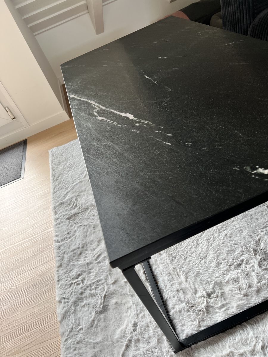 Tavoli: Marmor Tisch – Usato da Hinwil venduto da StadelSte 1
