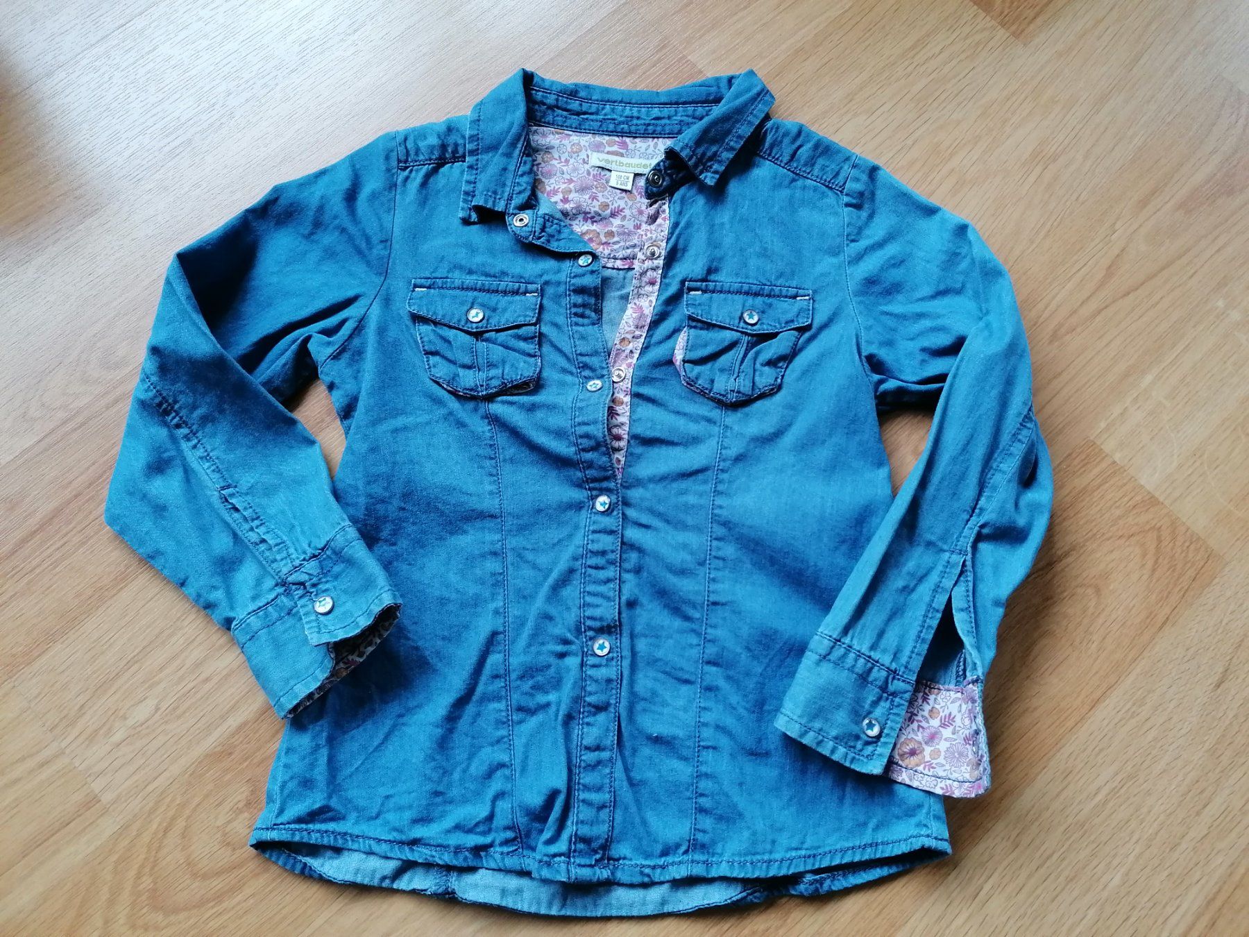 Camicette, T-shirt & Top: Jeans Bluse Gr. 108 – Usato da Büttikon AG venduto da Amineah