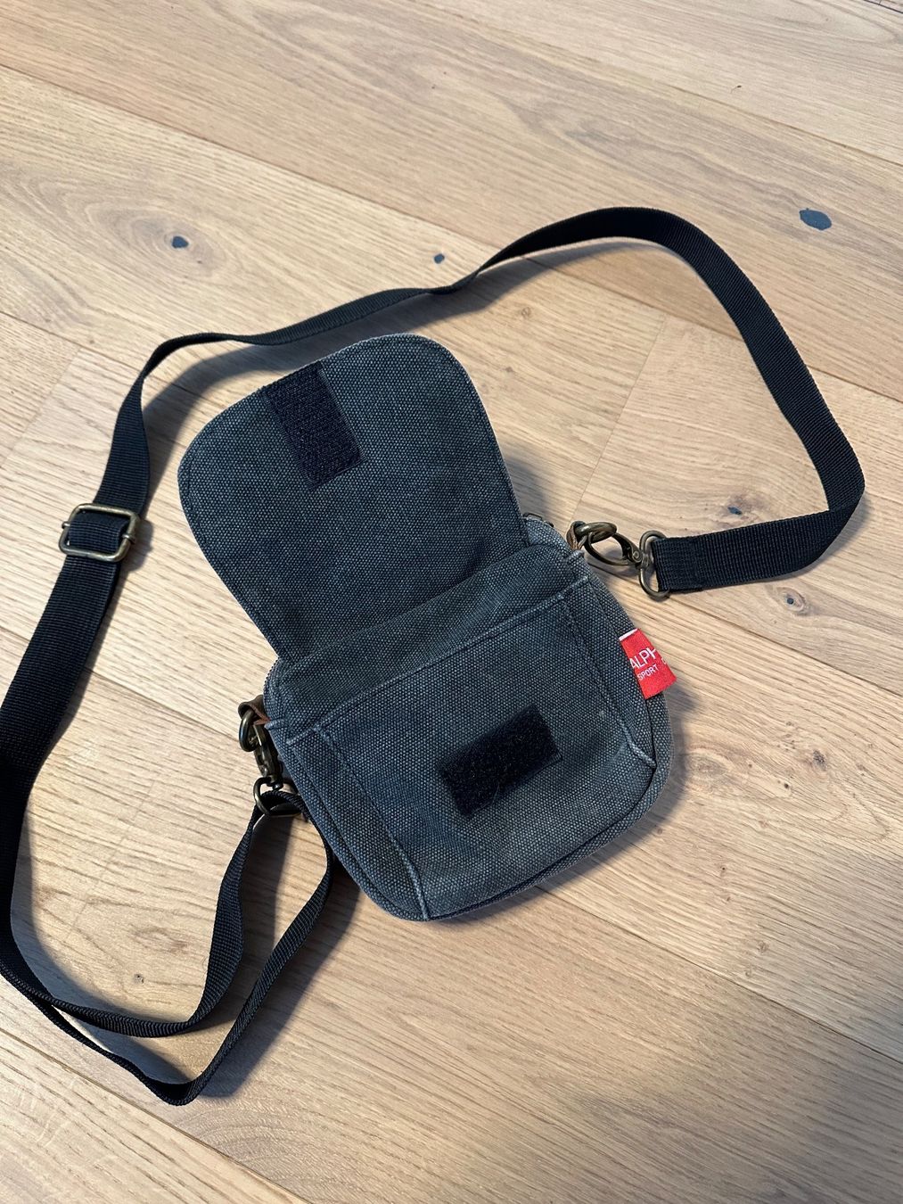 Borse: Ralph DLX Sport Design Handtasche – Usato da Rickenbach b. Wil venduto da Salsch 1