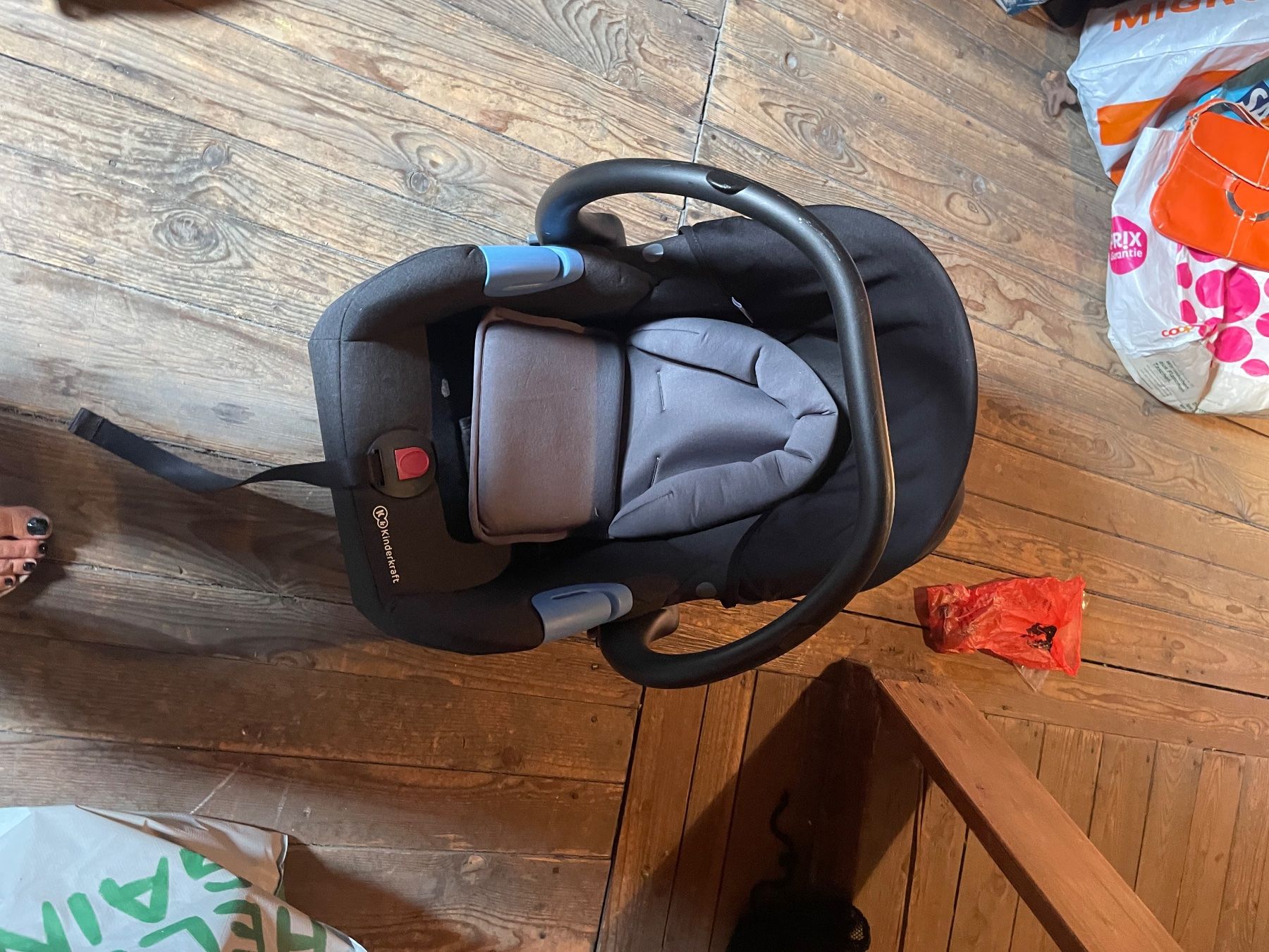 Kinderkraft Seggiolini per auto: Maxicosi von Kinderkraft – Usato da Schlieren venduto da nad_jh9k