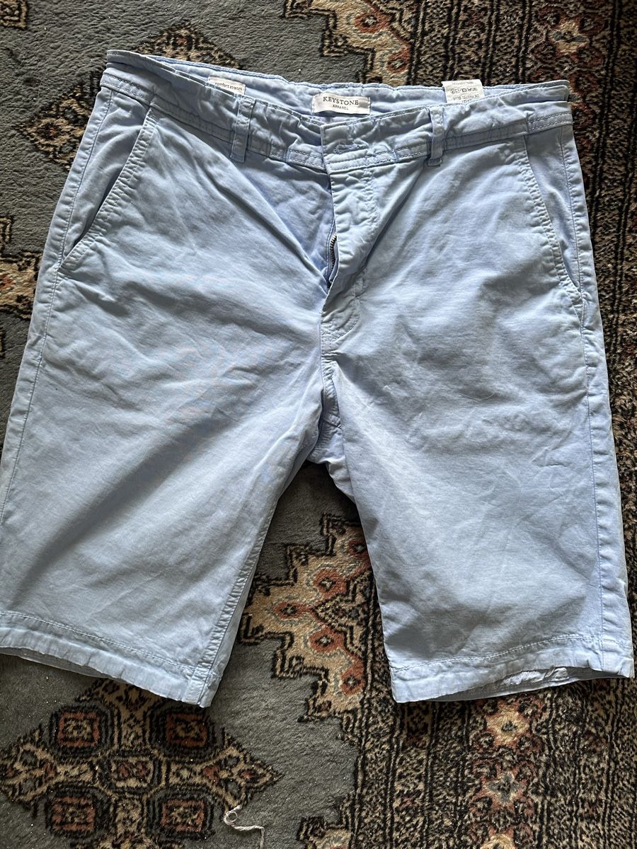Pantaloni: KEYSTONE Apparel Kurzhose 33  – Usato da Uster venduto da bek_v2ct
