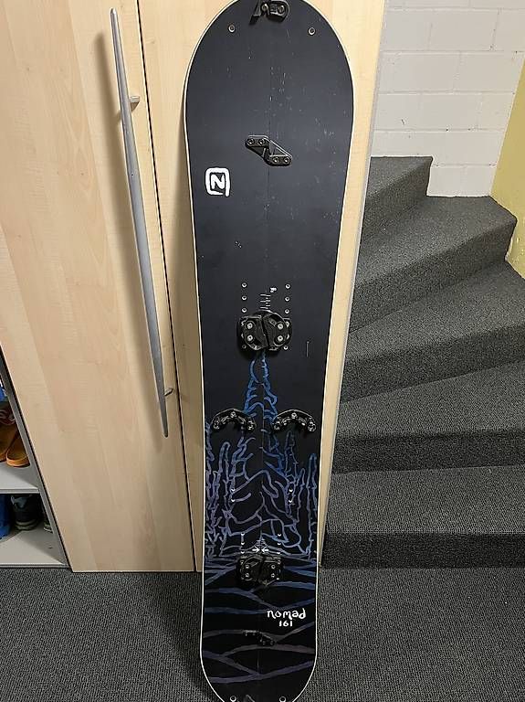 Snowboard Nitro Board: Nitro Nomad 161 Splitboard mit Bindung und Fell – Nuovo (secondo la descrizione) da Hitzkirch venduto da YvesEscher