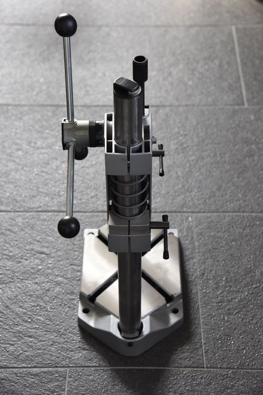Sonstige Dekorationen & Accessoires: Wolfcraft Bohrständer – Gebraucht aus Sins von  3