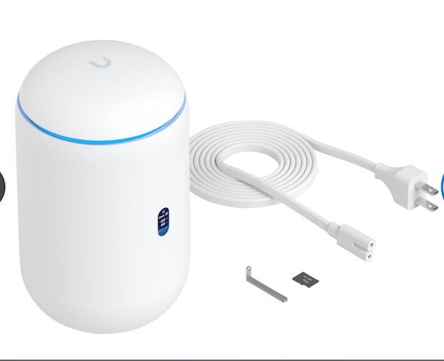 Ubiquiti Modem & Router: Ubiquiti Dream Router 7 – Nuovo (secondo la descrizione) da St. Gallen venduto da alexo03 1