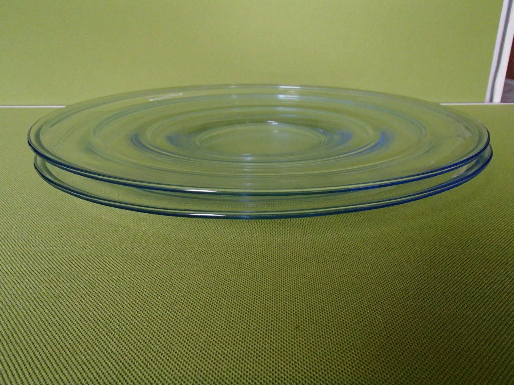 Piatti: 2 und 11 hellblaue Vintage Glasteller – Usato da Schöfflisdorf venduto da pullux 1