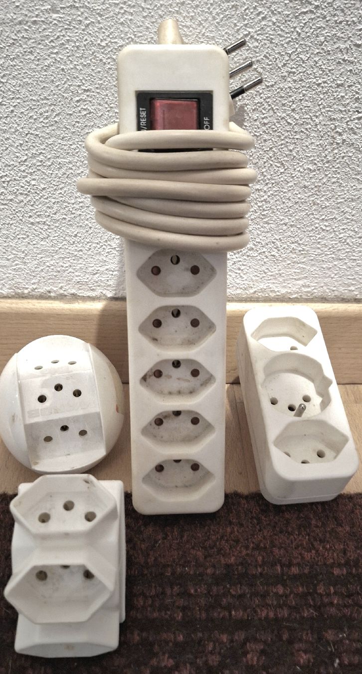 Stecker: Zeitschaltuhren & Mehrfachstecker – Gebraucht aus Emmenbrücke von abu_9mj8 2