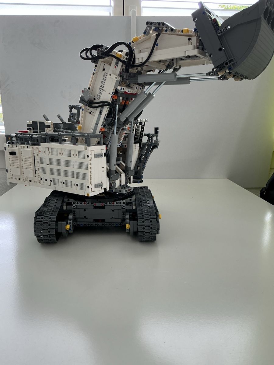 Lego Jouets: LEGO Technic 42100 – Liebherr R 9800 Bagger. – Neuf (Voir description) à Sarnen par Krause69 7