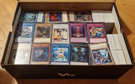 Yu-Gi-Oh! Karten Sammlung 5.8kg (ca 3200 Karten)