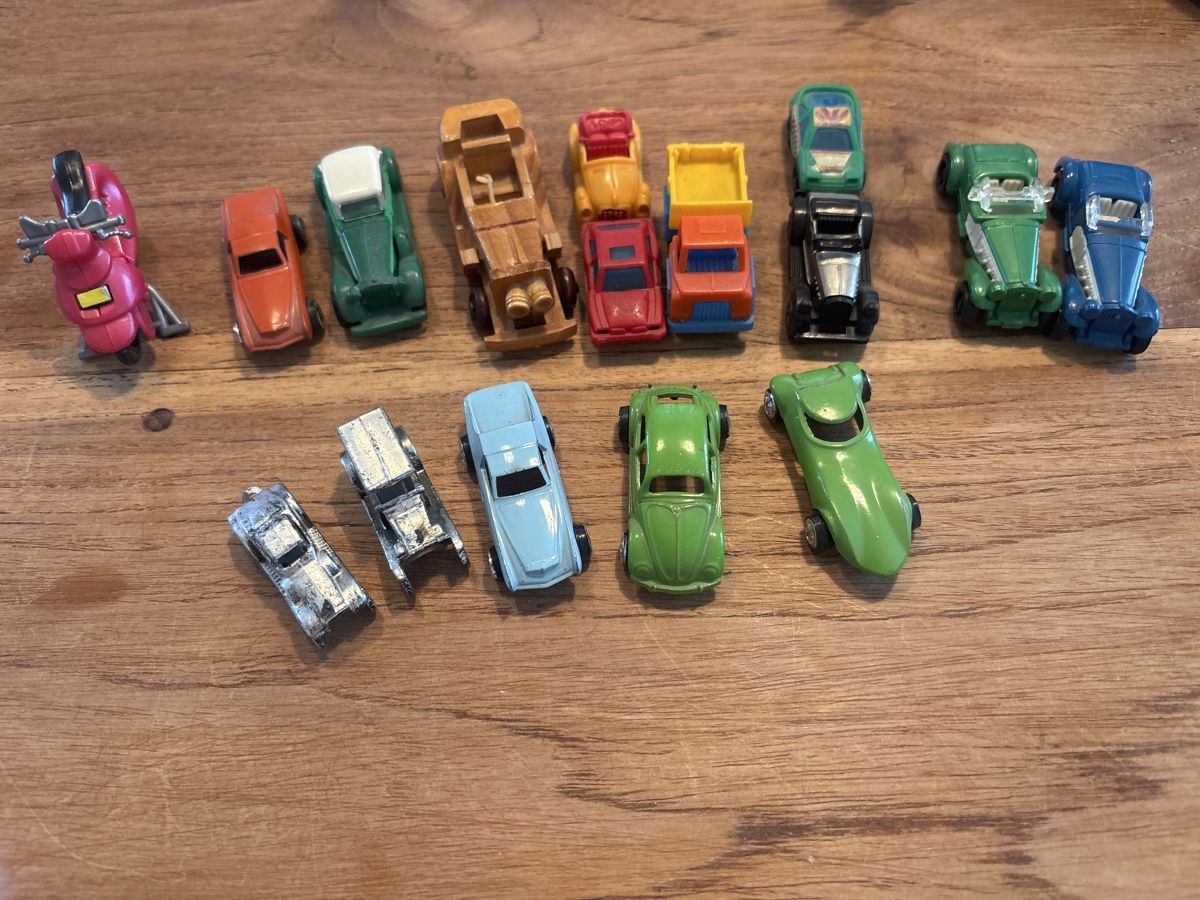 Voitures modèles: kleine Auto 16 stck – D'occasion à Kriens par Wundertuete17