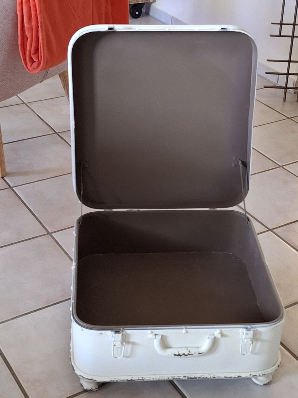 Tables: Couchtisch shabby chic – D'occasion à Grossaffoltern par Baschi08 1